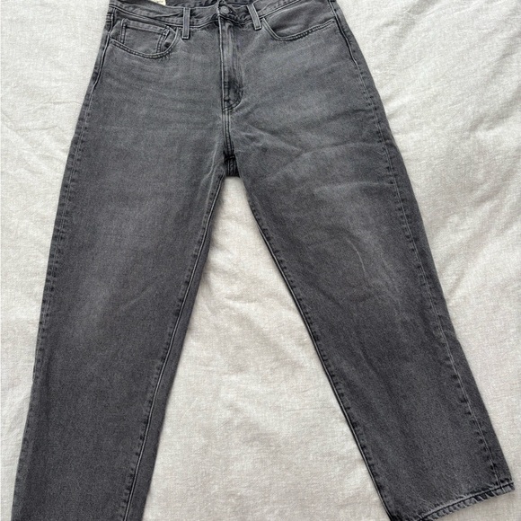Levi's 568: Men's Charcoal Straight Jeans